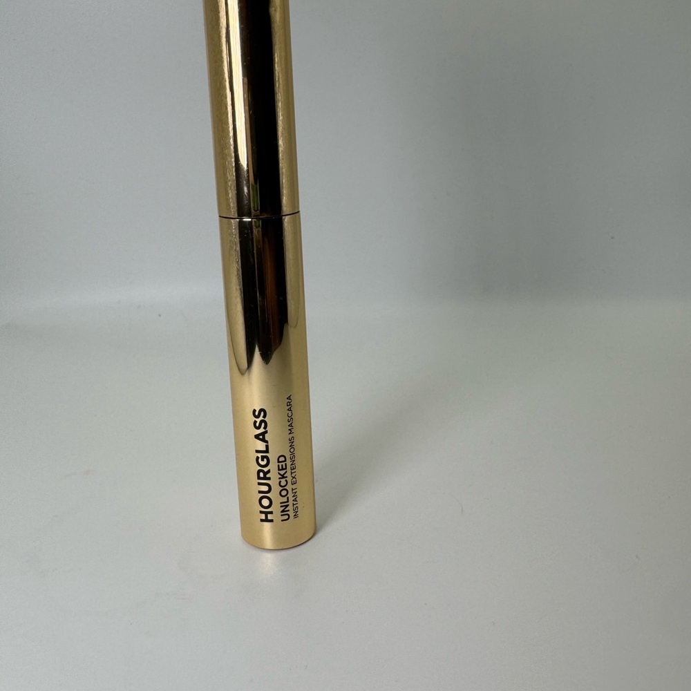 Hourglass Unlocked Mascara - Black